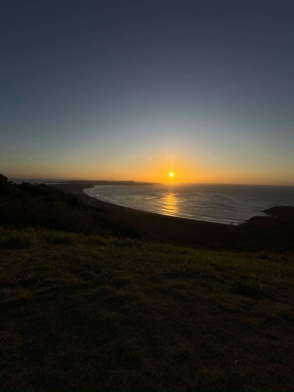 Trilha do amanhecer em Búzios